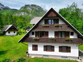 Sobe in apartmaji Pri Ukcu